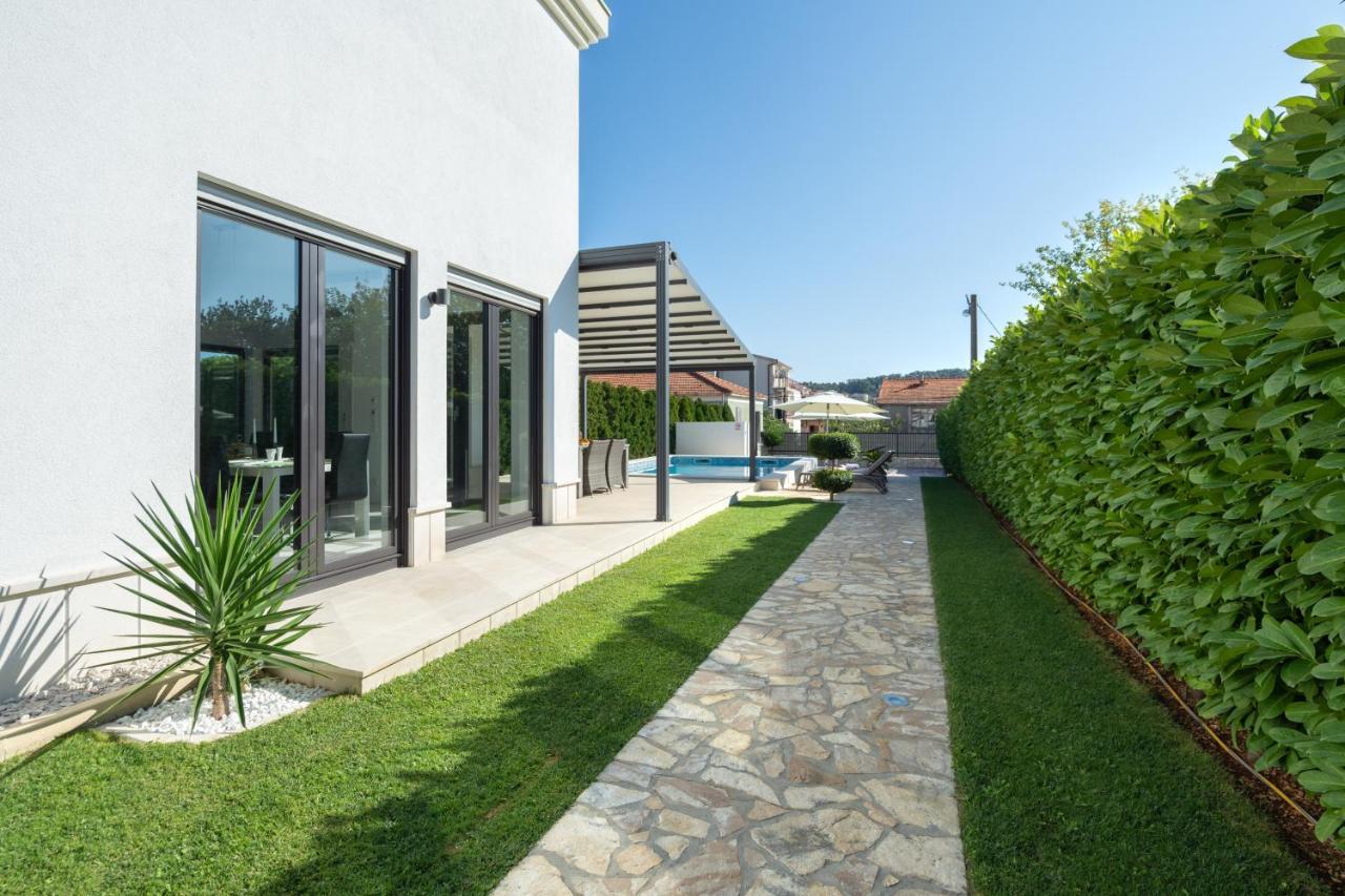 Luxury City Villa Trogir Bagian luar foto