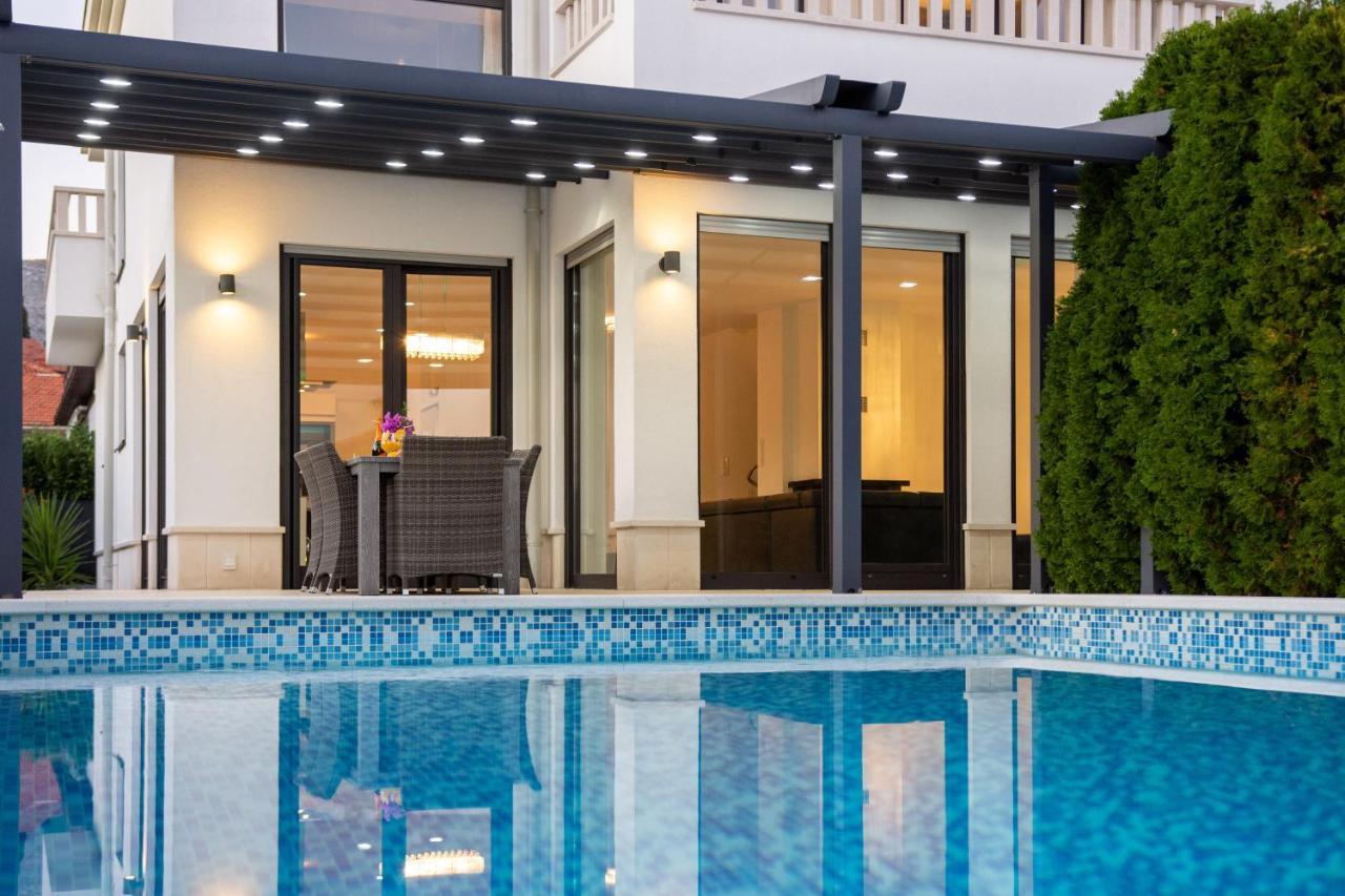 Luxury City Villa Trogir Bagian luar foto