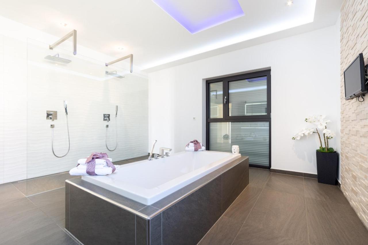Luxury City Villa Trogir Bagian luar foto